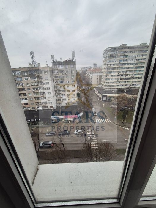 Продажба 3-стаен гр. Варна - Червен Площад