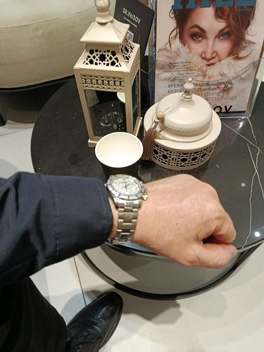 Ручные часики хронограф стильные модные