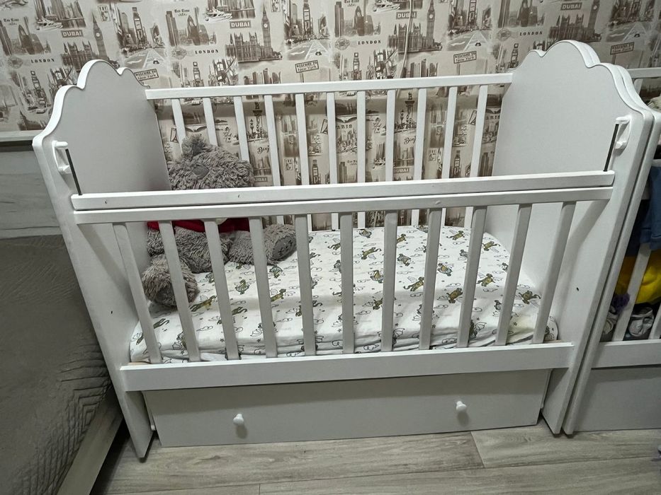 кровать детская белая