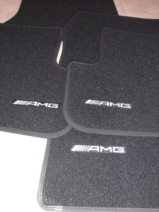 Мокетени стелки мерцедес mercedes w117 CLA С117 десен воланAMG