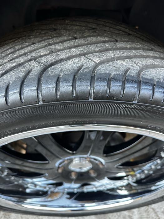 305.35R24 продам диски с резиной