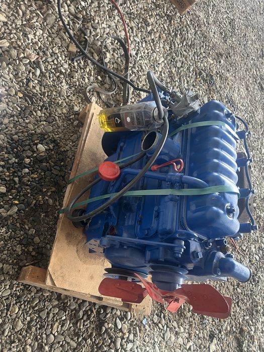 Motor Perkins 4.108 in 4 cilindrii