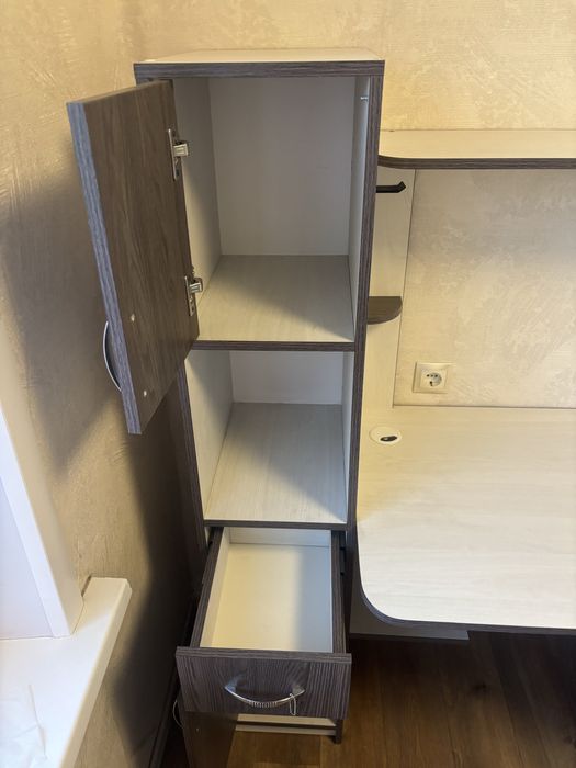 Продам стол индивидуальной сборки