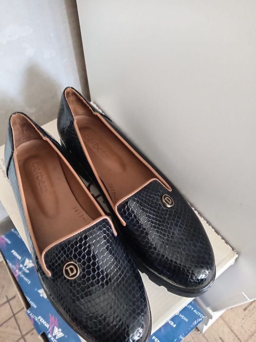 Продам женскую обувь