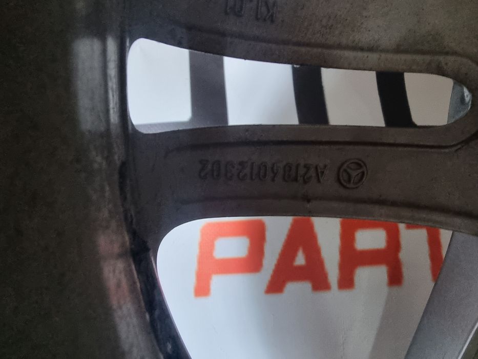 Janta 18 Mercedes CLS W218 dupa 2011 cod A2184012302