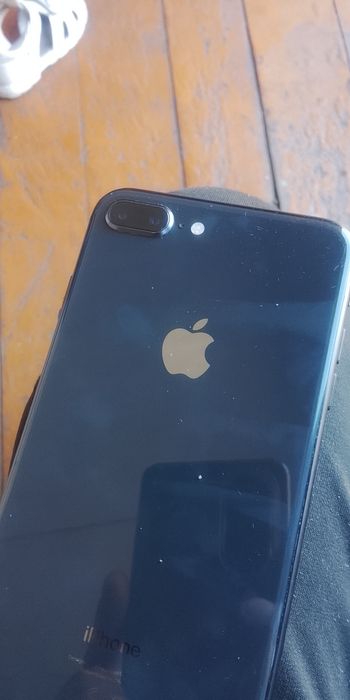 Айфон 8+ продам акб76