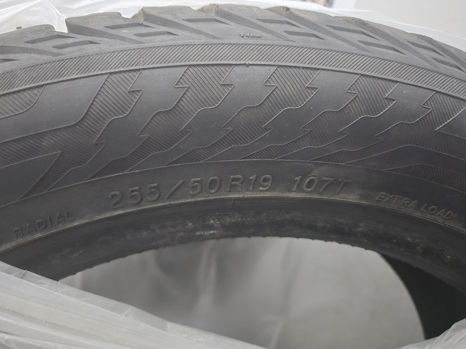 Зимние шины с шипами 255/50/19