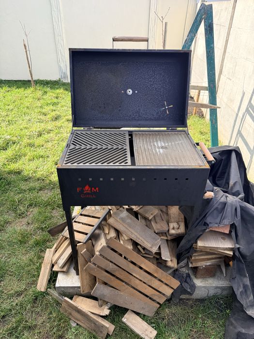 Gratar american din fonta