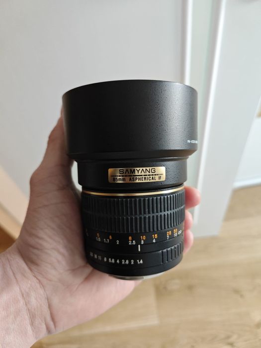 Samyang 85mm f1.4 canon ef