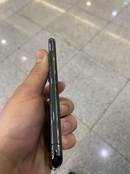 Продам срочно Айфон Х