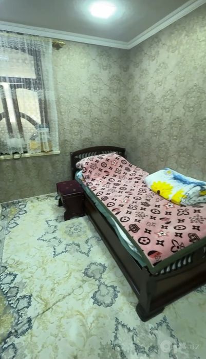 Продаётся дом вдоль дороги