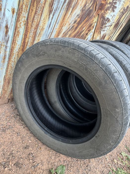 Продам резину 225/65 r17