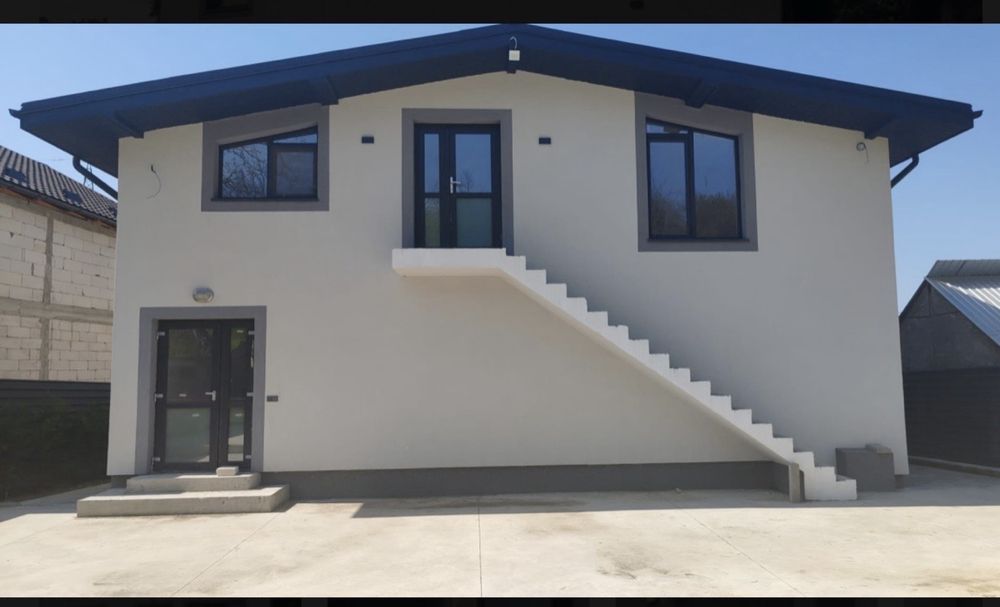 De vanzare imobil nou  (spatiu comercial + spatii de locuit)