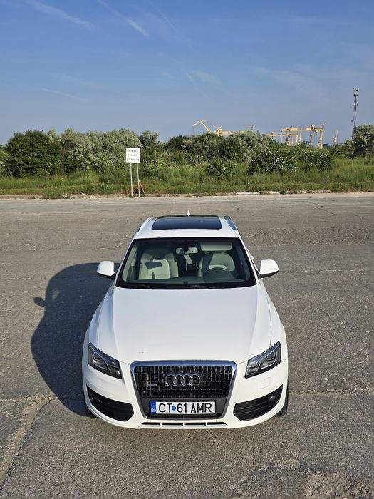 Vând Audi Q5 2.0TDI Quattro Automat 2010