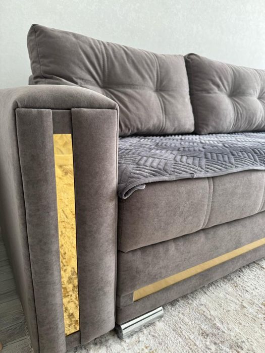 Продается Диван длина 3м