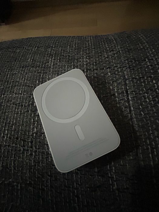 Vand Baterie externa Apple