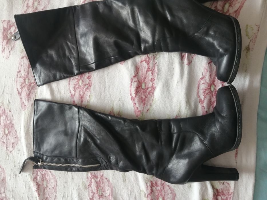 Сапоги женские..