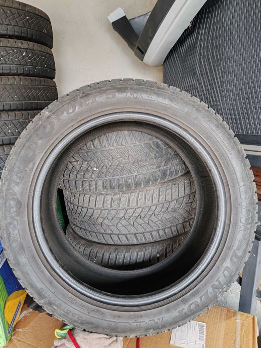 Гуми Dunlop 235/50/18