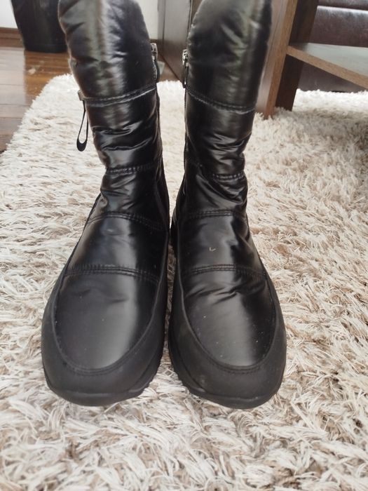 Дамски боти и апрески