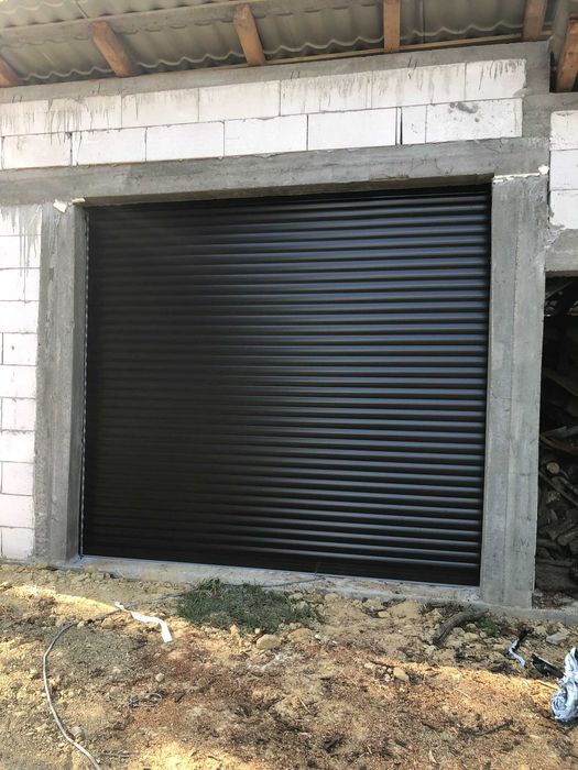 Uși garaj rulou aluminiu – economisește spațiu