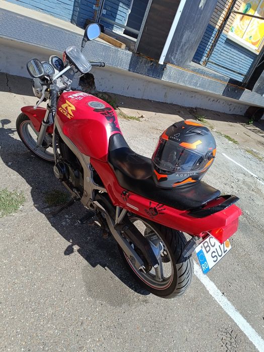 Vând Suzuki GS 500 s