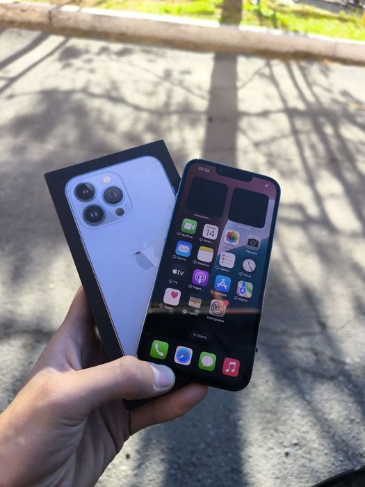 Продам IPhone 13 Pro 128gb Sierra Blue