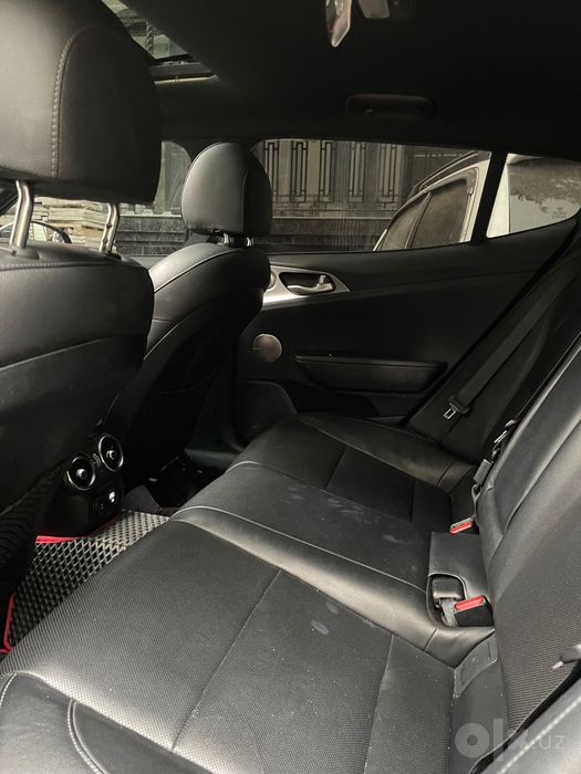 KIA stinger tvinturbo 3.3