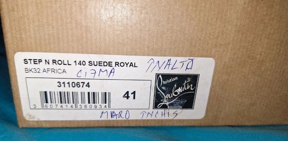 Cizme Christian Louboutin lungi cu toc gros din piele întoarsă