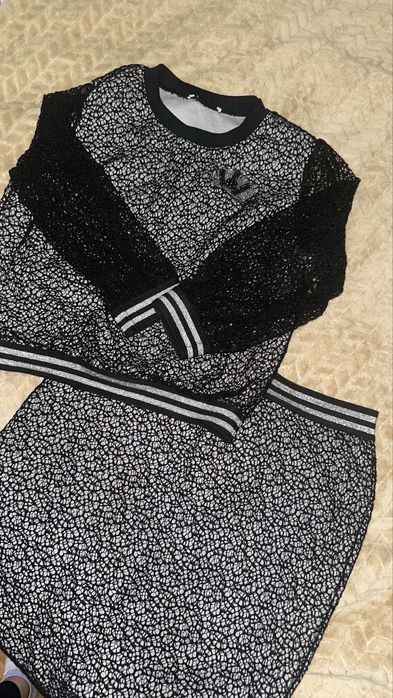 Костюм с юбкой, турецкая