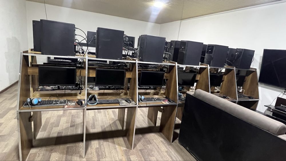 Kompyuterlar sotiladi 12 dona kompyuter 1000$ ulgurib qoling