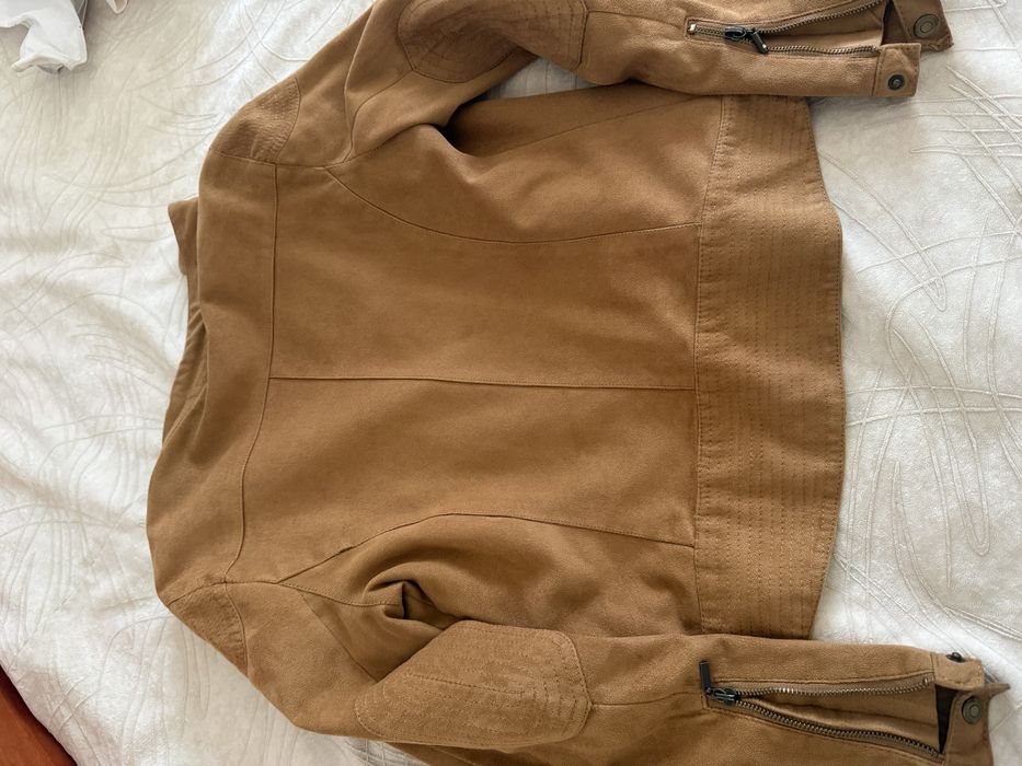 Пролетно яке цвят коняк