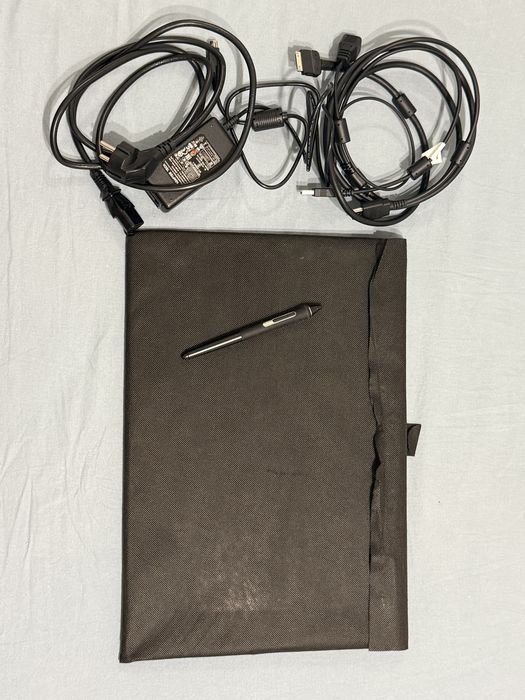 Tableta grafica Wacom Cintiq 16