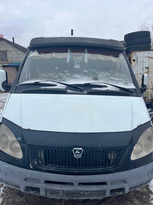 Машина грузовая газель