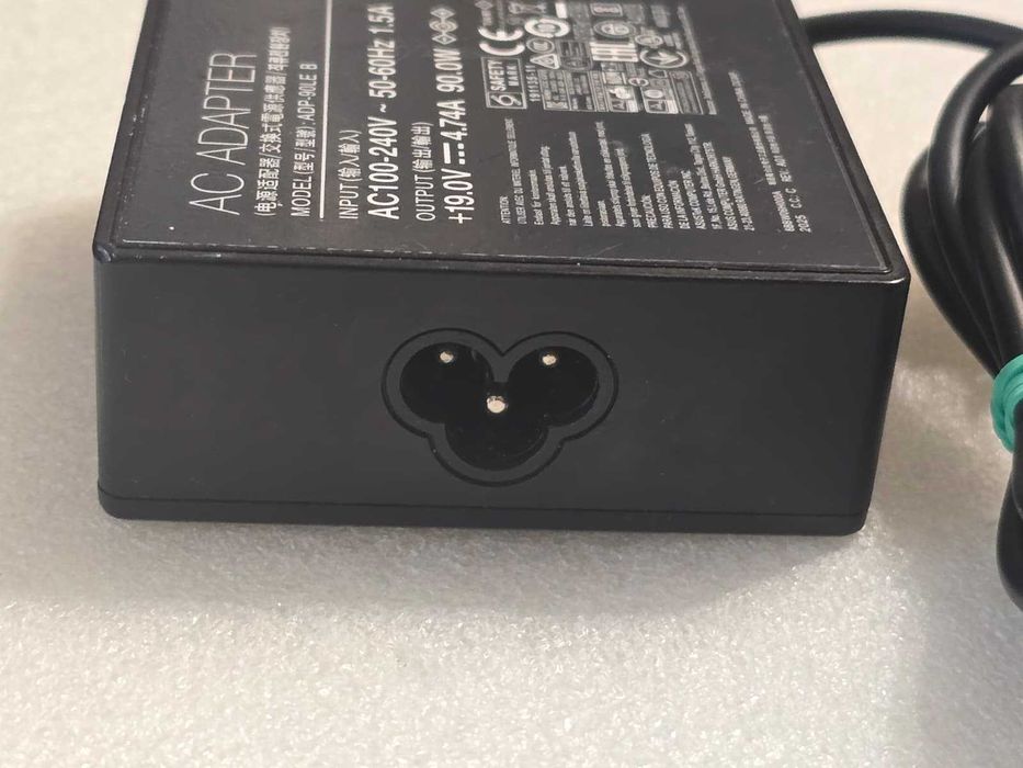 Încărcător Laptop Asus 19V 4.74A 90W ADP-90LE B - Mufă 5.5 x 2.5 mm