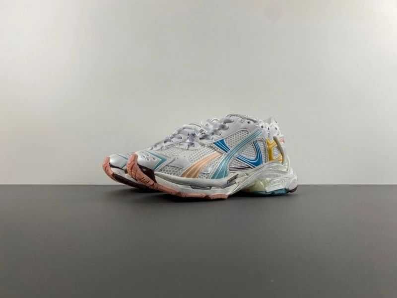 Balenciaga Runner - Grey/Tan