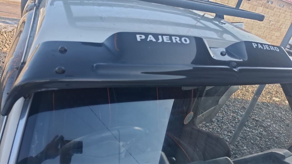 Продаю козерог на Паджеро 2