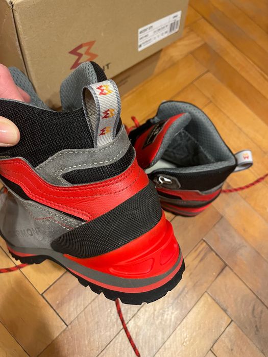 Vând bocanci Garmont