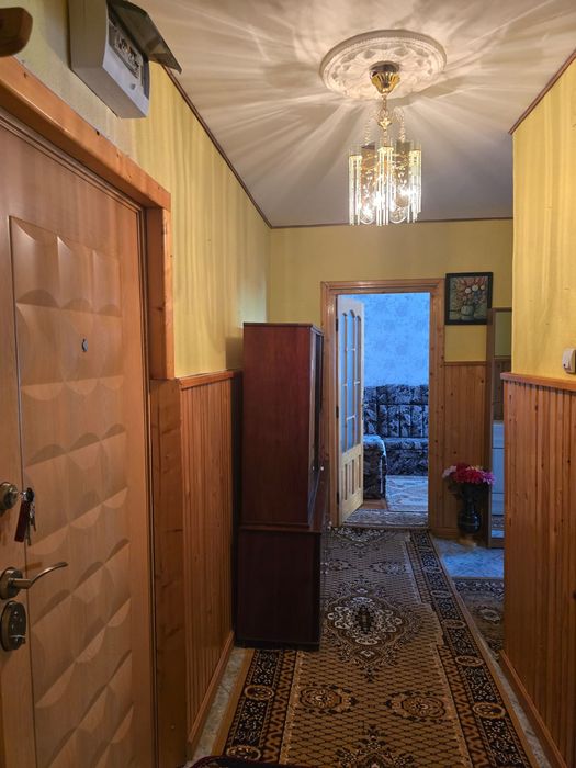 Închiriez apartament cu 2 camere in Piatra Neamț spațios utilat complet — fotografia 1