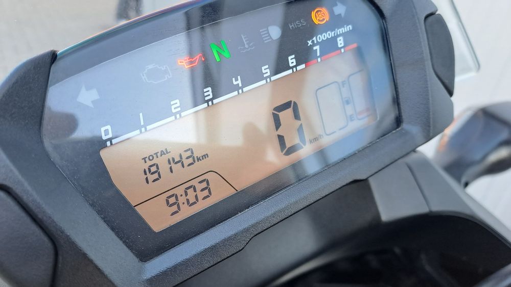 MotoFly vinde Honda NC750XA an 2015