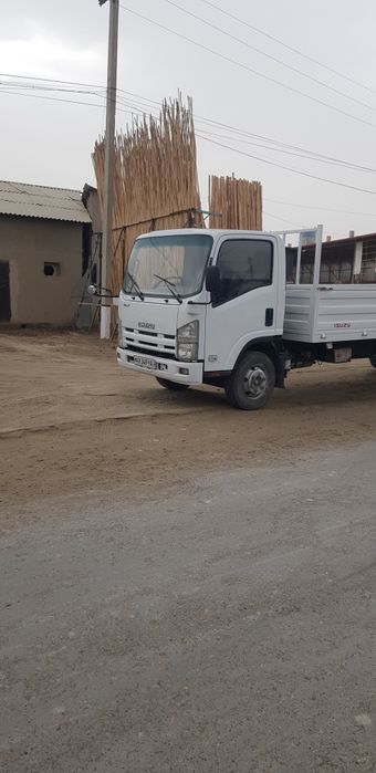 Isuzu hamma joyi gurzavoy