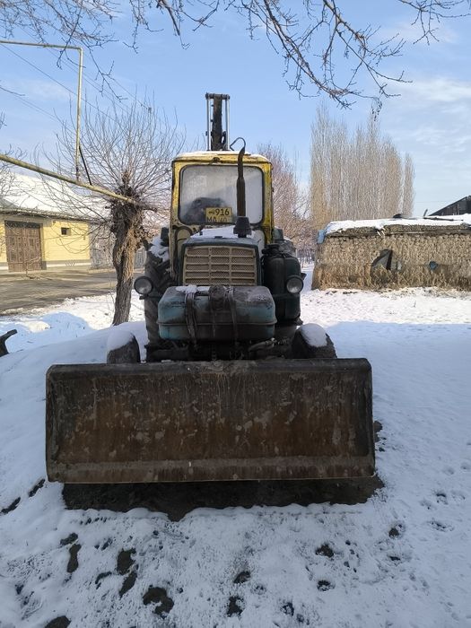 ЮМЗ погрузчик документлари жойида