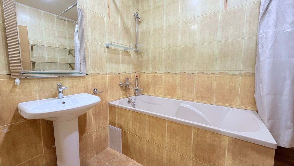 4 комн. Квартира ойбек