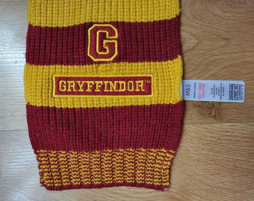 Harry Potter - комплект шапка, шал и ръкавици