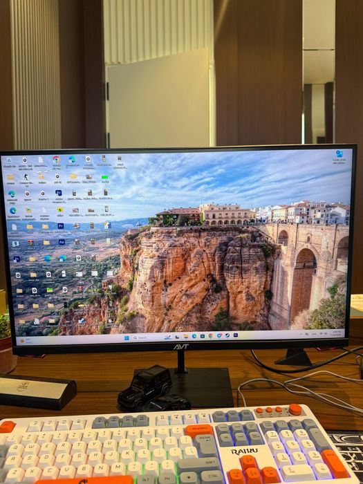 Monitor AVT | Монитор