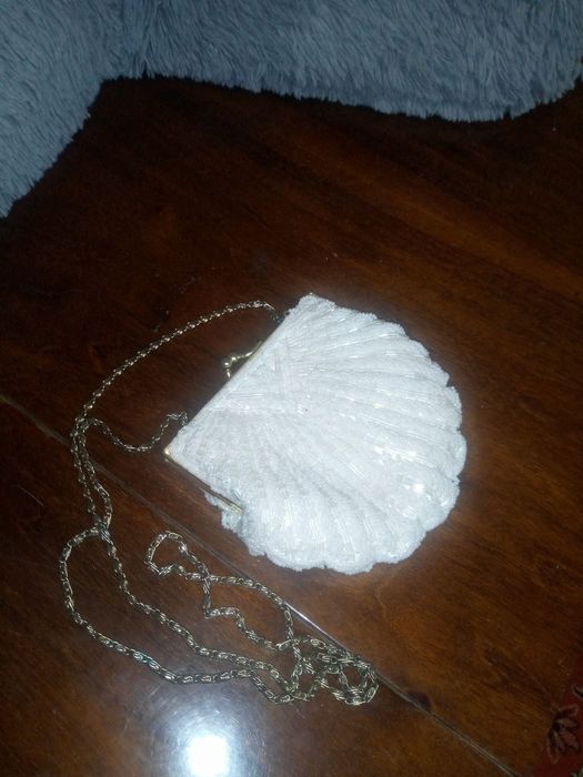 Продаются женские сумки