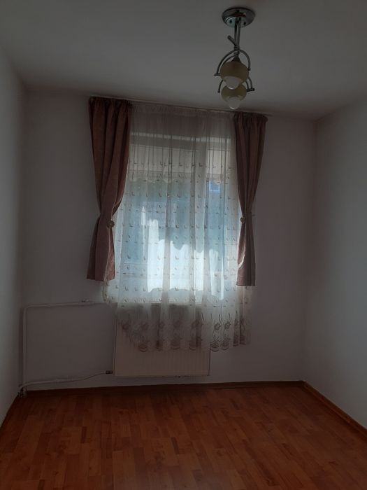De vanzare garsoniera
