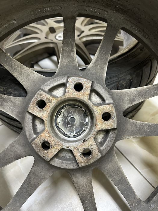 Диски R18 разноширокие