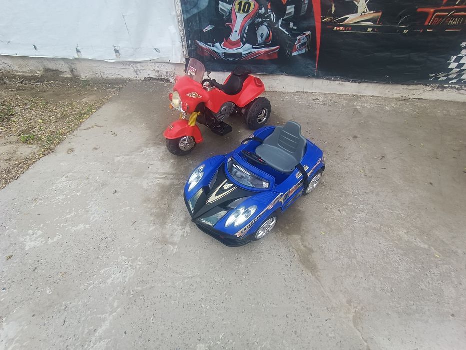 Продам детские машинки