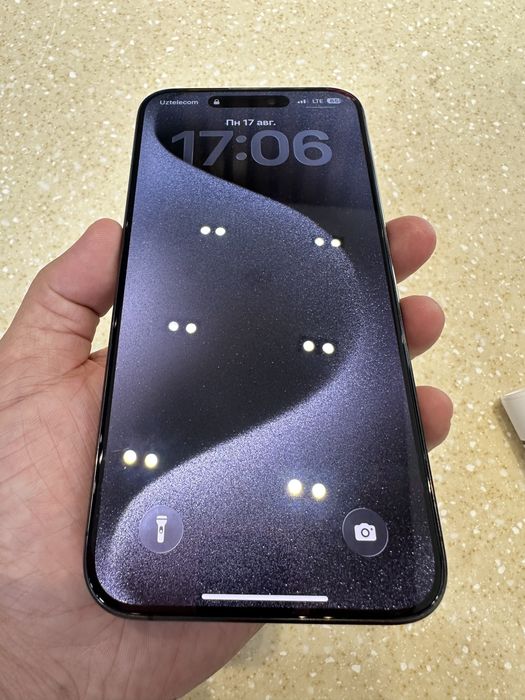 Iphone 15 pro max Black Titan