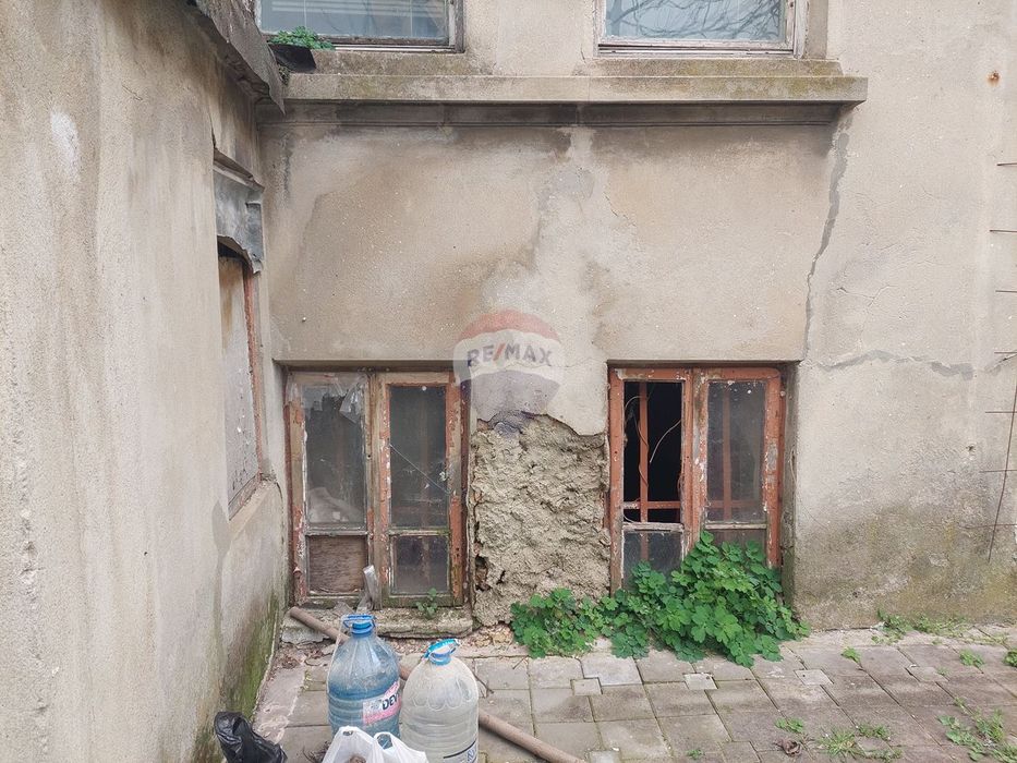 Продава се Етаж от къща в Варна, Гръцка махала - 53 кв.м за 1340 €/кв.м - Снимка #2